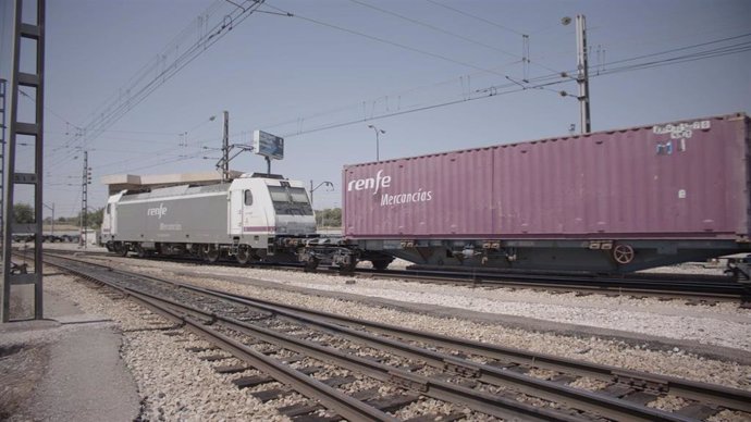 Archivo - Tren de Renfe Mercancías