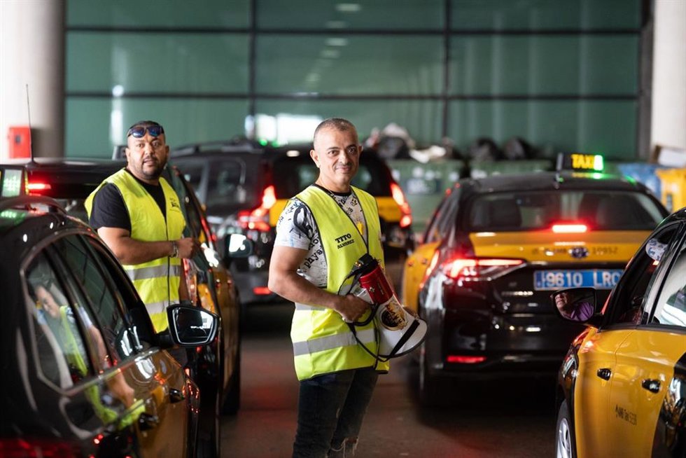Tito Álvarez (Élite Taxi) en la protesta en el aeropuerto de Barcelona
