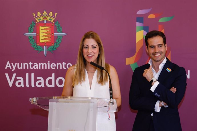 Carolina del Bosque y Rodrigo Nieto, en la presentación de la iniciativa.