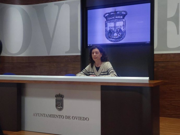 Archivo - La concejala de IU-Convocatoria por Oviedo, Cristina Pontón