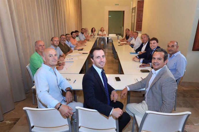 La Mesa de Alcaldes de la Serra de Tramuntana apoya la apuesta del Consell por una gestión turística más sostenible