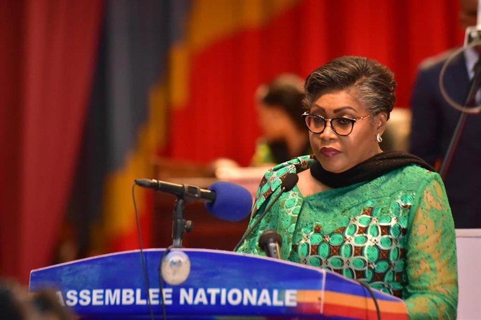 La primera ministra de República Democrática del Congo (RDC), Judith Suminwa, durante su toma de posesión el 11 de junio de 2024 (archivo)