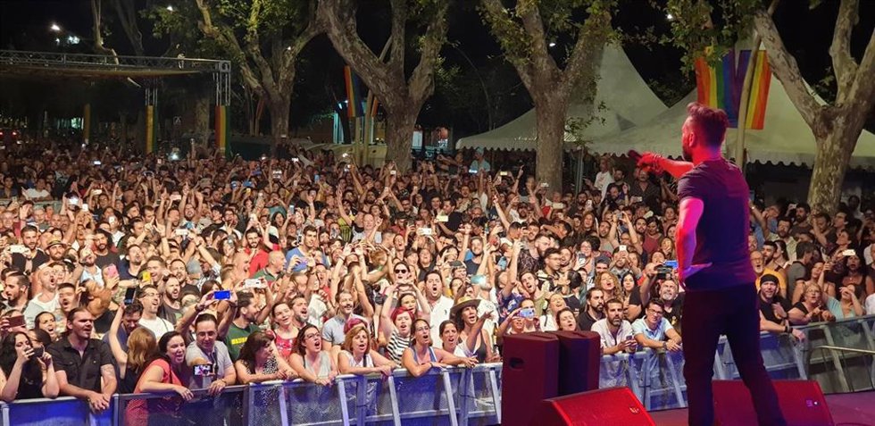 Archivo - Conciertos en la Alameda con motivo del Mes de la Diversidad Sexual y la marcha del Orgullo Lgtbi. Imagen de archivo.