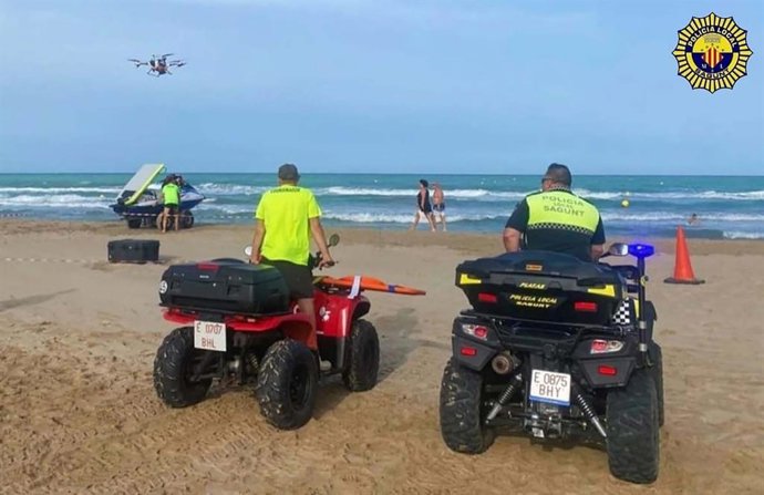 Policia de platges a Sagunt 
