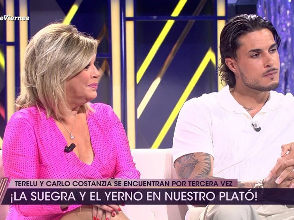 Trelu Campos y Carlo Costanzia en el plató de '¡De Viernes!'.