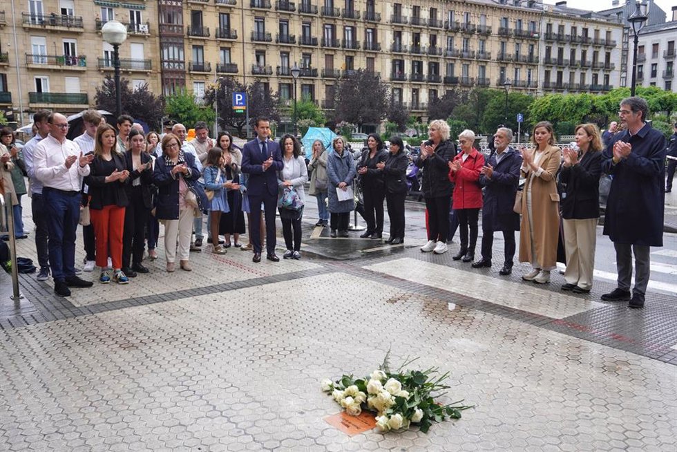 Ayuntamiento de San Sebastián coloca este sábado en la estación de Amara una placa en memoria del policía Manuel Orcera de la Cruz