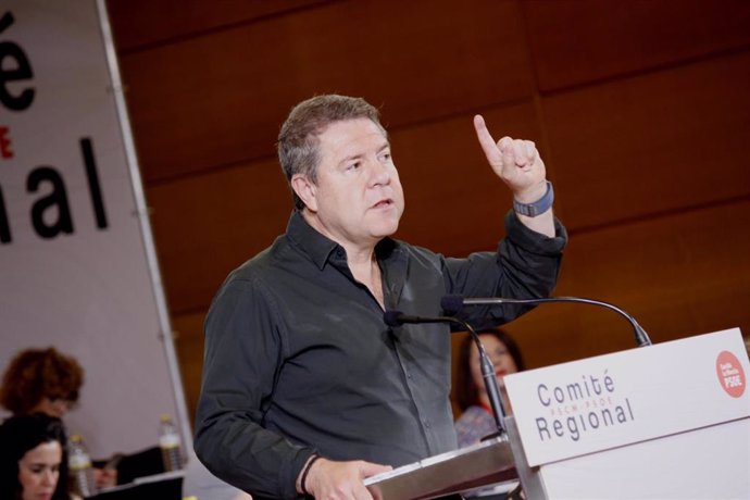 El secretario regional del PSOE, Emiliano García-Page, en el Comité Regional del partido.