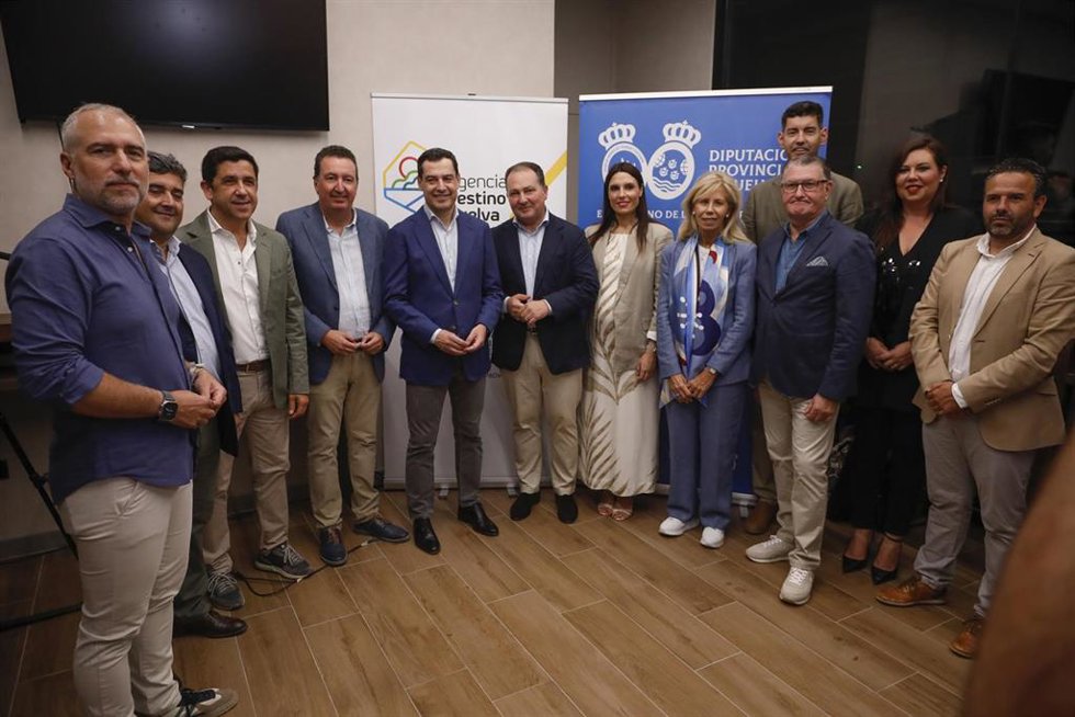El presidente de la Junta de Andalucía, Juanma Moreno, en la presentación de la Agencia Destino Huelva.
