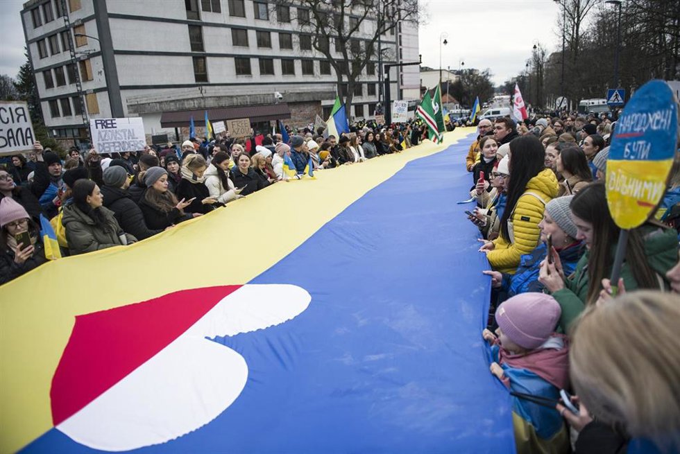 Archivo - Protesta contra la invasión rusa de Ucrania en Varsovia, Polonia.