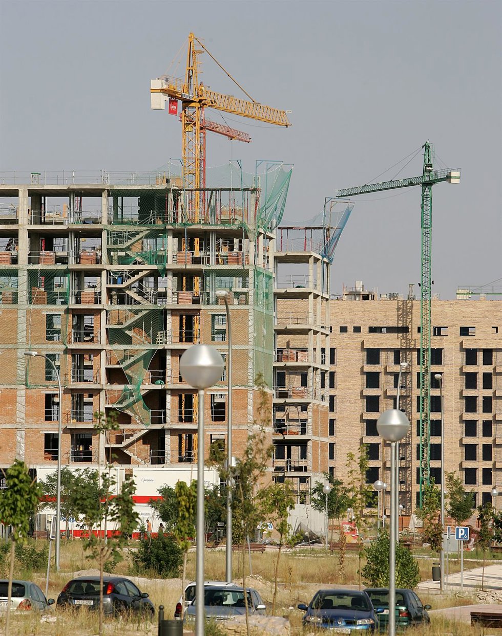 Archivo - Recurso viviendas en construcción. Obras de edificios.