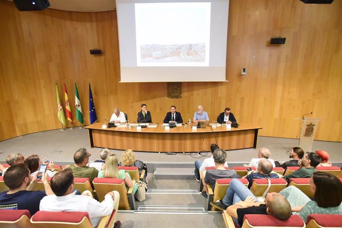 Presentación de la memoria de actuaciones de la Diputación de Granada.