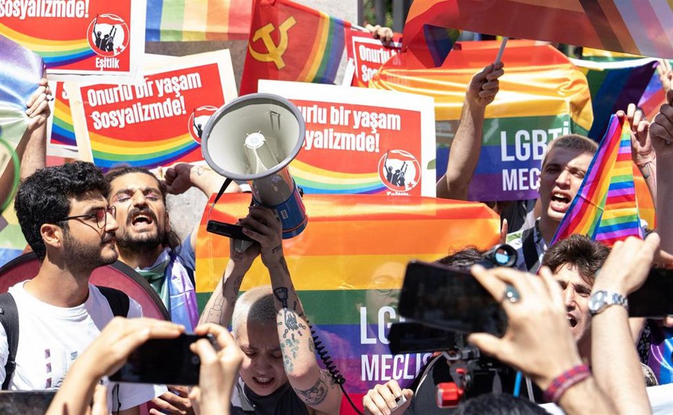 Archivo - Imagen de archivo del Desfile del Orgullo 2023 en Estambul 