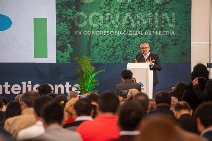 Ministro del Ambiente, Juan Carlos Castro, adelantó en XV CONAMIN 2024, que nueva legislación minera se anunciará en Fiestas Patrias.