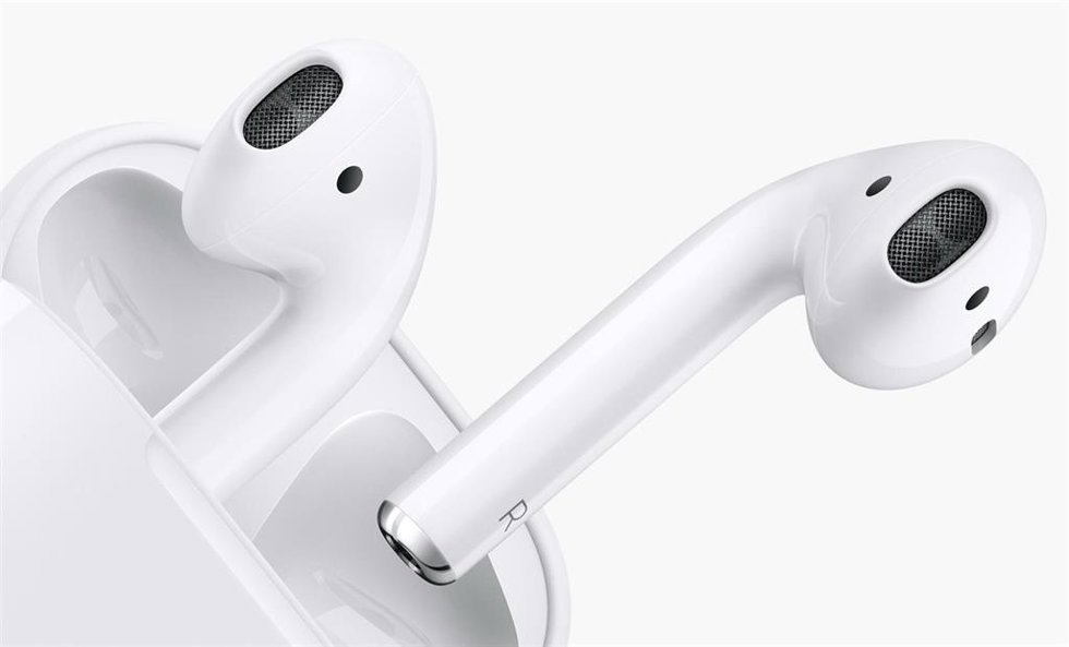 Archivo - AirPods de Apple