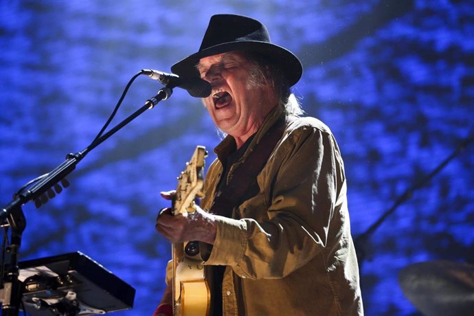 Archivo - Neil Young.