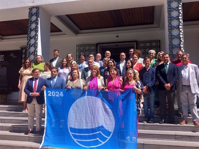 Entrega de las 19 banderas azules que ha obtenido la provincia de Huelva.