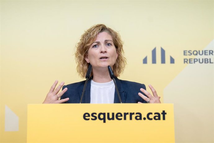 La portavoz de ERC, Raquel Sans, en una rueda de prensa desde la sede del partido, a 1 de julio de 2024