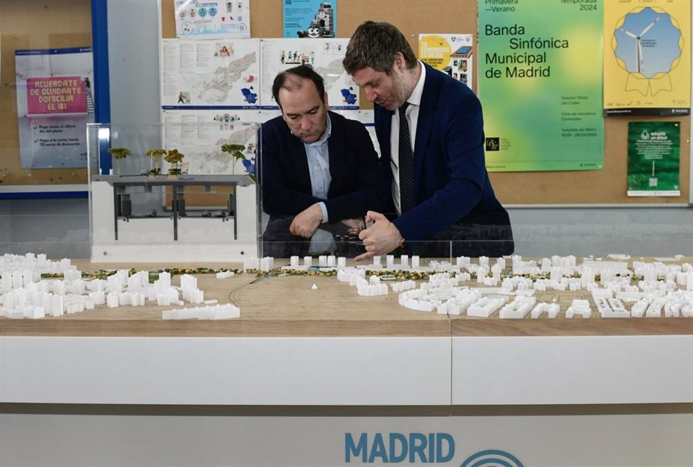 El delegado de Urbanismo, Medio Ambiente y Movilidad, Borja Carabante