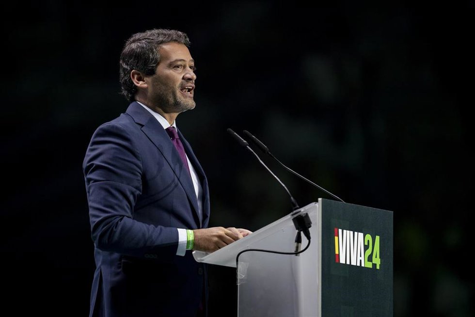 Archivo - El presidente del partido portugués Chega!, André Ventura, interviene durante el acto Viva 24 de VOX, en el Palacio de Vistalegre