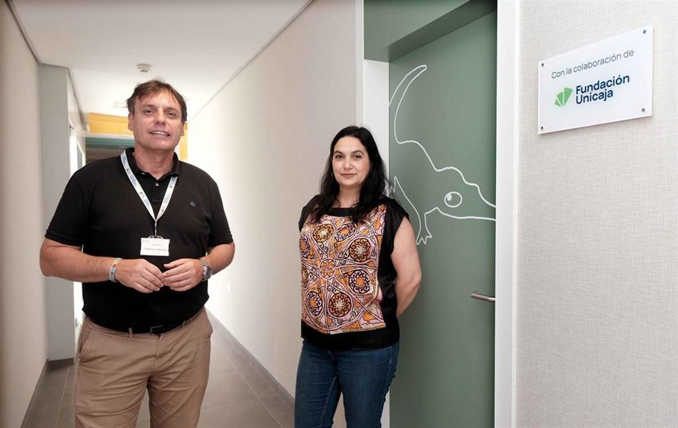 Visita de la representante de la Fundación Unicaja a la Casa Ronald McDonald.