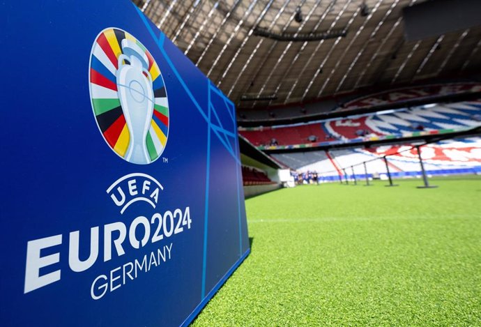 Logo de la EURO 2024, en el Allianz Arena de Múnich (Alemania). 