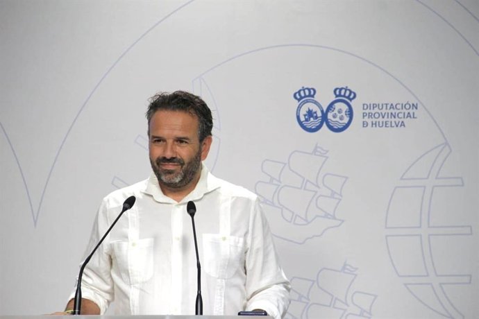 El portavoz de Vox en la Diputación de Huelva, Miguel Ángel Sánchez.