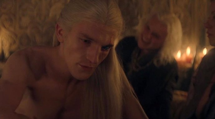 El desnudo integral de Aemond Targaryen en La Casa del Dragón 2x03