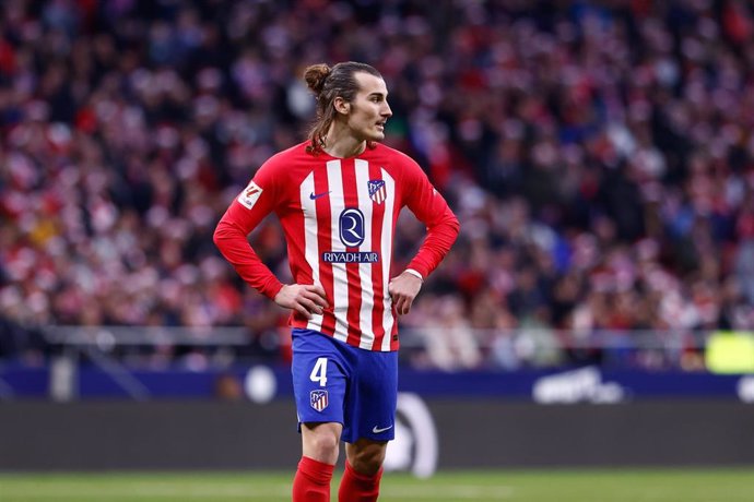 Archivo - Caglar Soyuncu of Atletico de Madrid looks on during Spanish League, LaLiga EA Sports, football match played between Atletico de Madrid and Sevilla FC at Civitas Metropolitano on December 23, 2023, in Madrid, Spain.