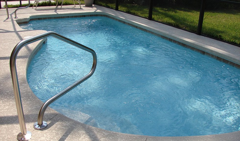 Archivo - Imagen de archivo de una piscina particular