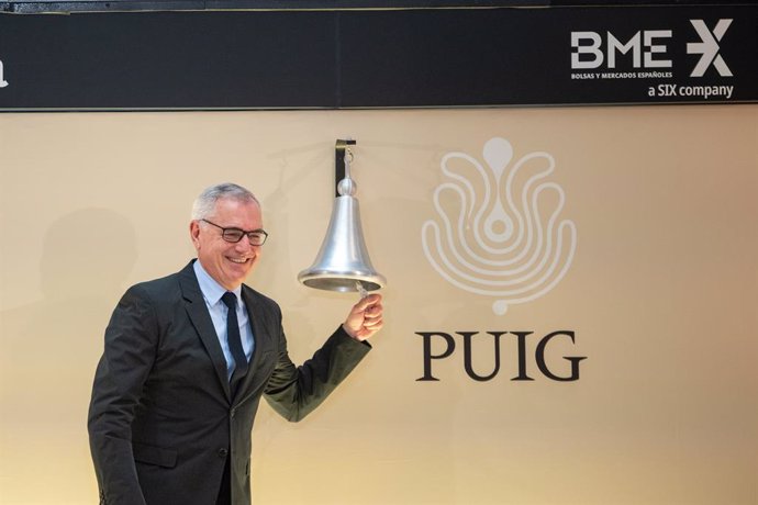 Archivo - El presidente y consejero delegado de Puig, Marc Puig, durante el toque de campana de la empresa Puig en su salida a Bolsa, en la Bolsa de Barcelona, a 3 de mayo de 2024, en Barcelona, Catalunya (España). 