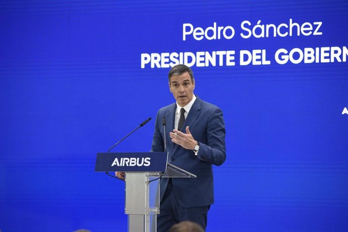 Pedro Sánchez durante la inauguración del HUB de Airbus en Albacete.