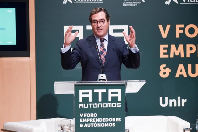El presidente de la CEOE, Antonio Garamendi, este martes en unas jornadas de ATA.