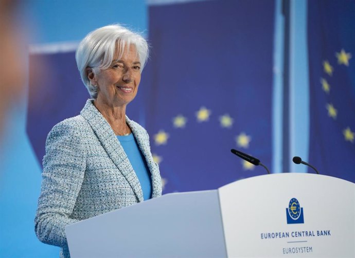 06 June 2024, Hesse, Frankfurt_Main: Christine Lagarde, President of the European Central Bank (ECB), gives a press conference after the Council meeting. The European Central Bank (ECB) lowered its key interest rates by a quarter percentage point, followi