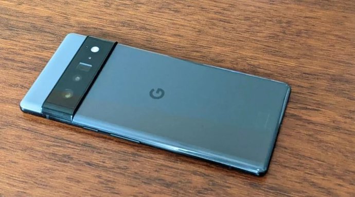 Teléfono móvil Pixel 6 Pro de Google en color Carbón