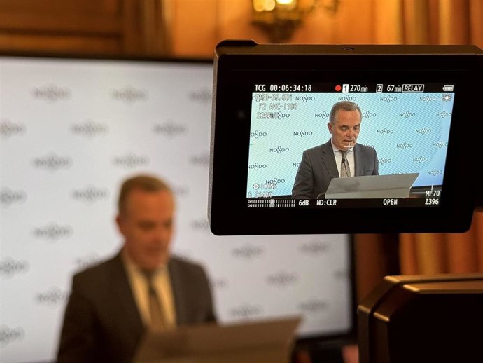 El portavoz del Gobierno local, Juan Bueno, en la rueda de prensa.