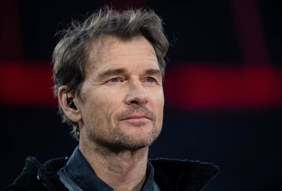Archivo - El exportero alemán Jens Lehmann, como comentarista en un partido de fútbol. 