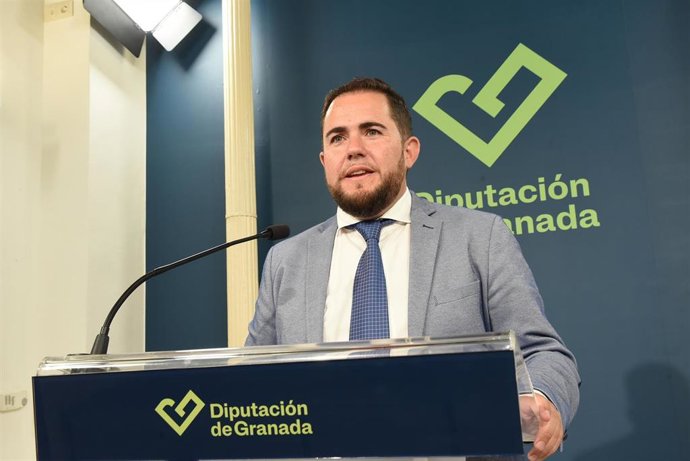 El diputado provincial de Obras Públicas y Vivienda, José Ramón Jiménez.