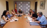 Foto: La Plataforma Salvemos la Atención Primaria muestra a Padilla su preocupación por la situación crítica de AP