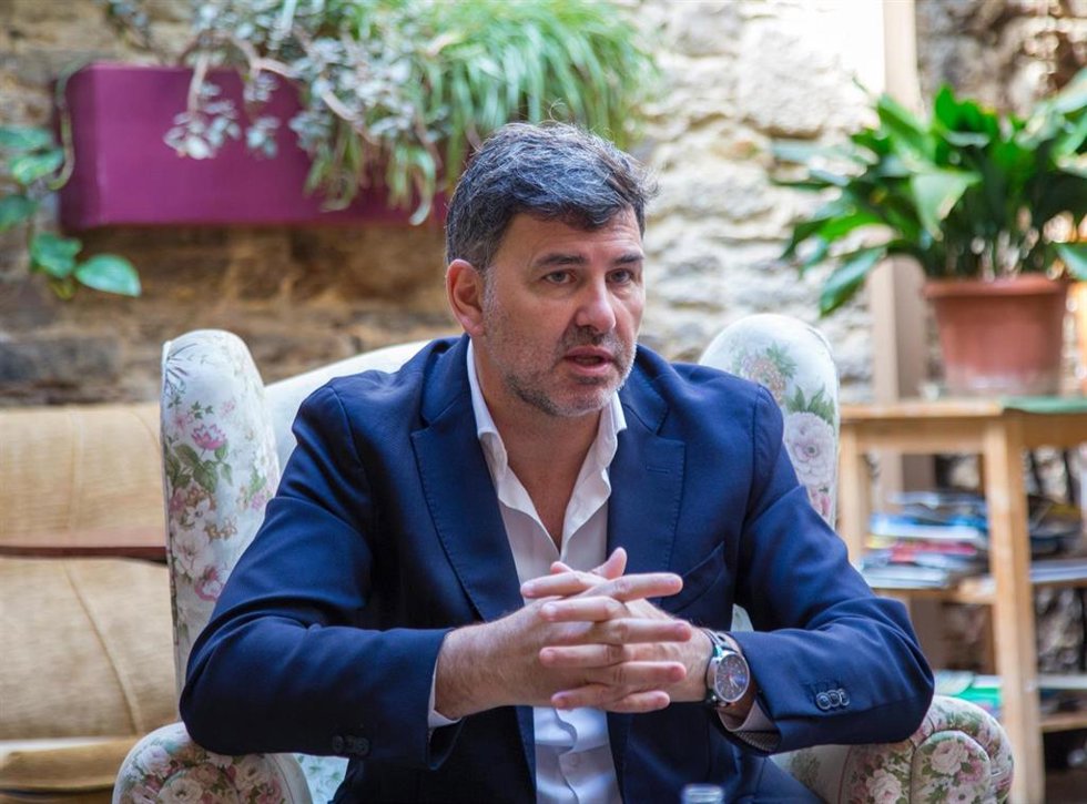 El eurodiputado del PSdeG, Nicolás González Casares, en un desayuno informativo