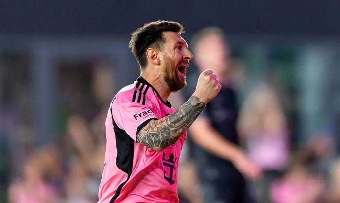 Archivo - FILED - 20 April 2024, US, Florida: Inter Miami's Lionel Messi celebrates after scoring a goal against Nashville SC in the second half at Chase Stadium. 
