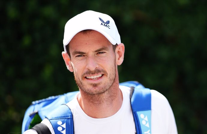 29 June 2024, United Kingdom, London: British tennis player Andy Murray arrives on the practice court at the All England Lawn Tennis and Croquet Club in London ahead of the Wimbledon Championships, which begins on July 1st. Photo: John Walton/PA Wire/dpa