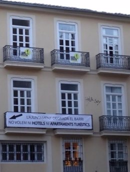 Amics del Carme critica el creixement "imparable" de pisos turístics a València.
