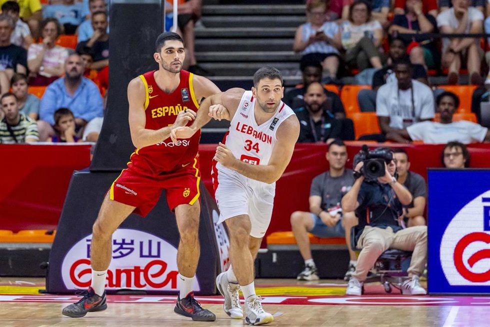 El jugador español Santi Aldama en el Líbano-España del torneo Preolímpico de Valencia
