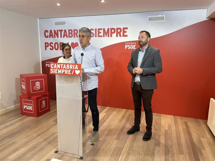 Rueda de prensa del secretario general del PSC-PSOE, Pablo Zuloaga.