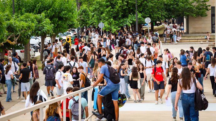 Alumnos en la UIB durante las pruebas de acceso a la universidad de 2024.