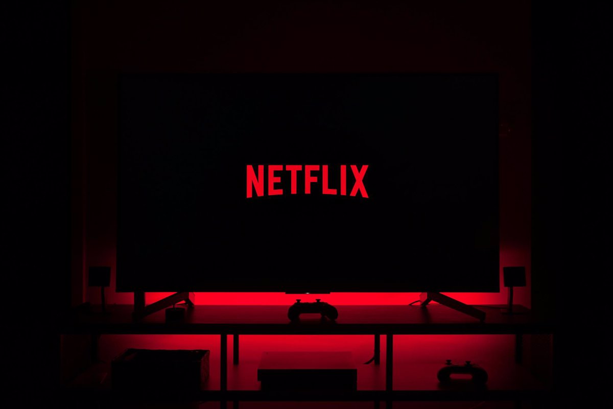 Portaltic.-Netflix begins phasing out its ad-free basic plan in the UK and Canada