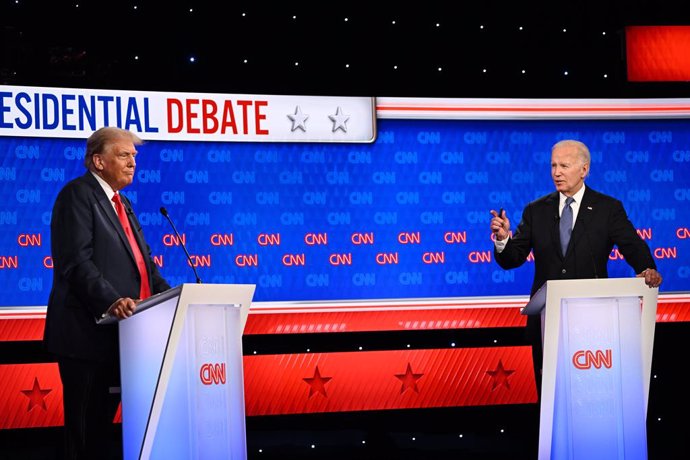 L'expresident dels EUA Donald Trump i l'actual mandatari, Joe Biden, en el seu primer debat 