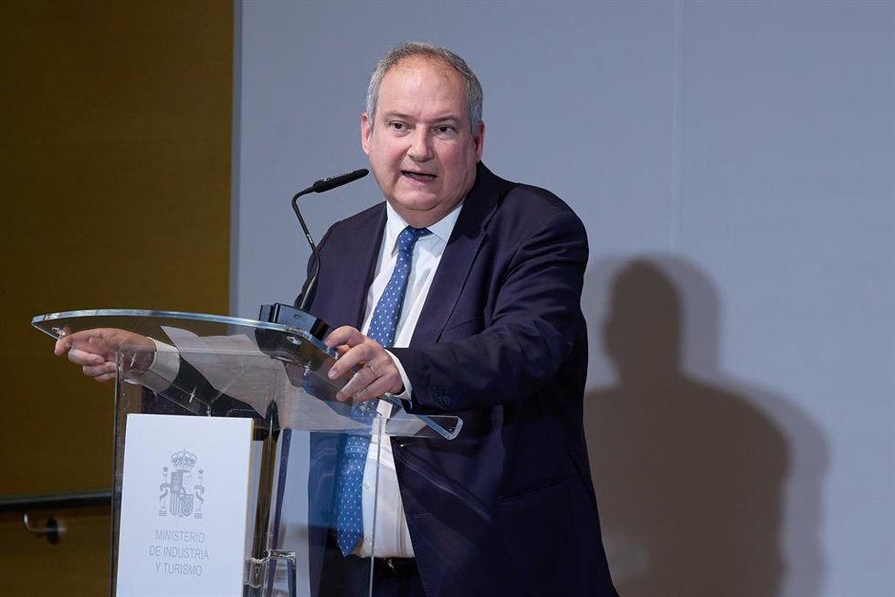 Archivo - El ministro de Industria y Turismo, Jordi Hereu.