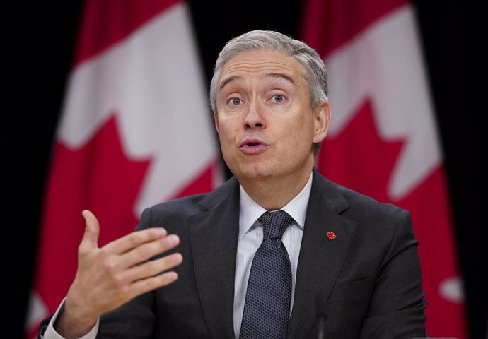 Archivo - April 30, 2024, Ottawa, On, CAN: Innovation, Science and Industry Minister Francois-Philippe Champagne speaks during a press conference at the National Press Theatre in Ottawa on Tuesday, April 30, 2024.