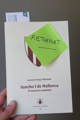 Libro devuelto por MÉS al área de Cultura.